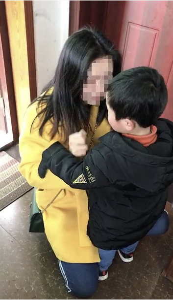 ��ʧ��ͯ������ ������������æ