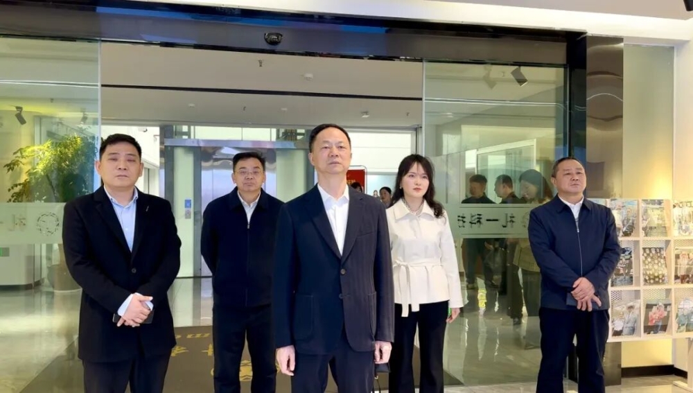 打造更多工会工作的“楼区样板” 王文华带队赴岳阳楼区调研工会工作